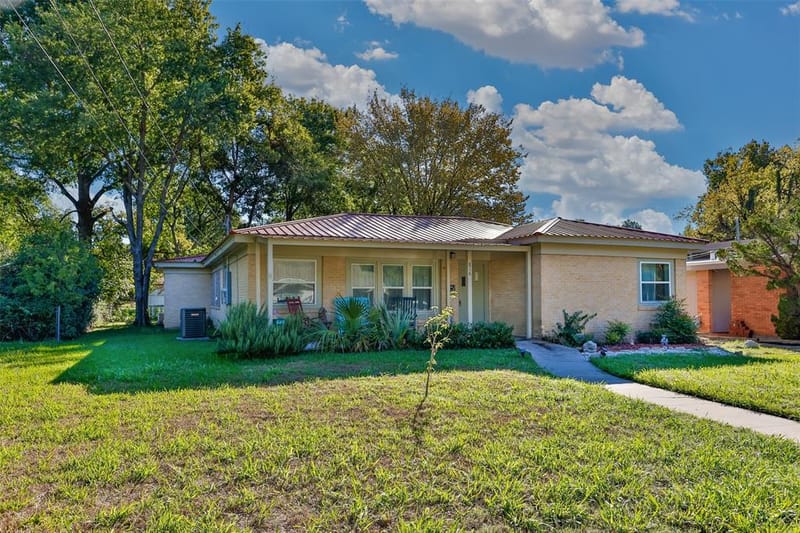 816 S Dixon Street, Gainesville TX 76240 - Photo 2