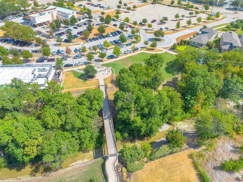 525 Division Street, Plano TX 75075 - Photo 3