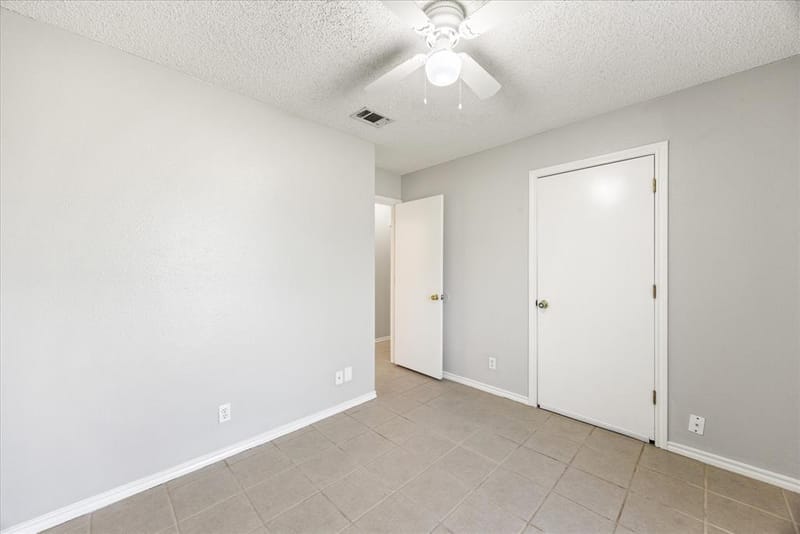 409 Walker Street, Glen Rose TX 76043 - Photo 19