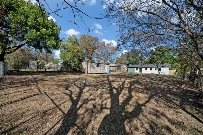 615 Johnson Drive, Duncanville TX 75116 - Photo 22