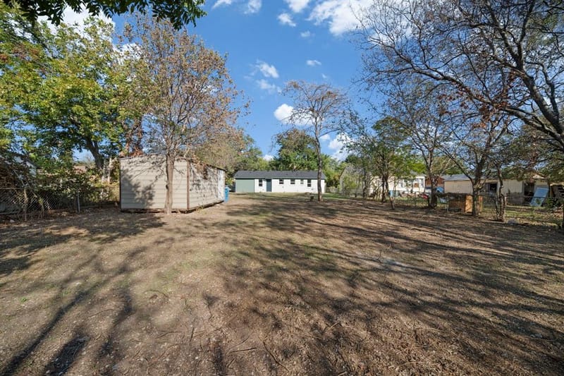 615 Johnson Drive, Duncanville TX 75116 - Photo 21