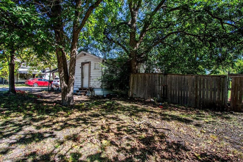 817 S Main Street, Farmersville TX 75442 - Photo 2