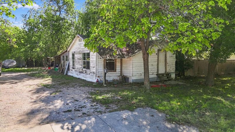 817 S Main Street, Farmersville TX 75442 - Photo 19