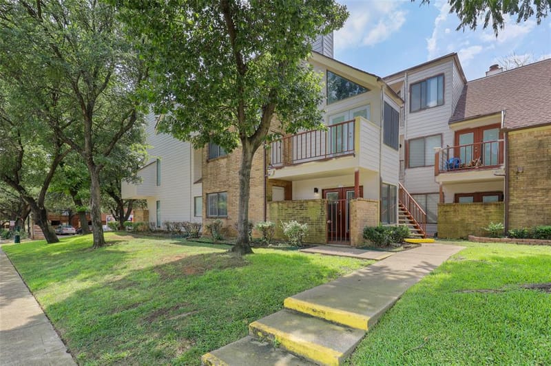 2312 Balsam Drive # A105, Arlington TX 76006 - Photo 2