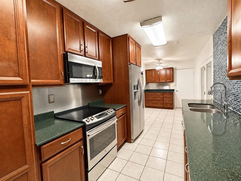 2022 Montana Trail, Grand Prairie TX 75052 - Photo 17