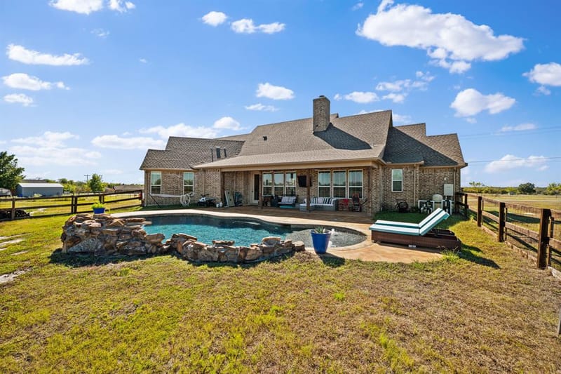 1117 County Road 4108, Greenville TX 75401 - Photo 28