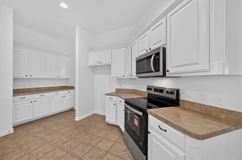 1311 Crest Glen Drive, Arlington TX 76002 - Photo 12