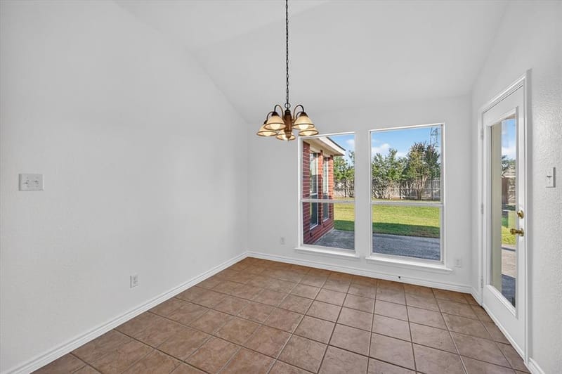 1311 Crest Glen Drive, Arlington TX 76002 - Photo 19