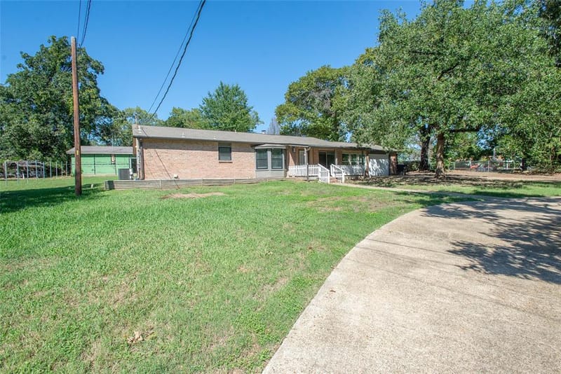 210 Lake Front Drive, Mabank TX 75156 - Photo 34