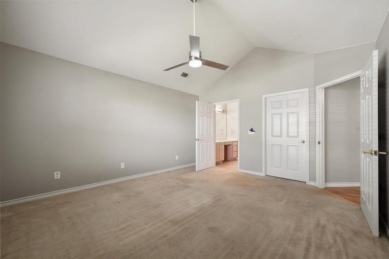 924 Bridges Drive, Arlington TX 76012 - Photo 22
