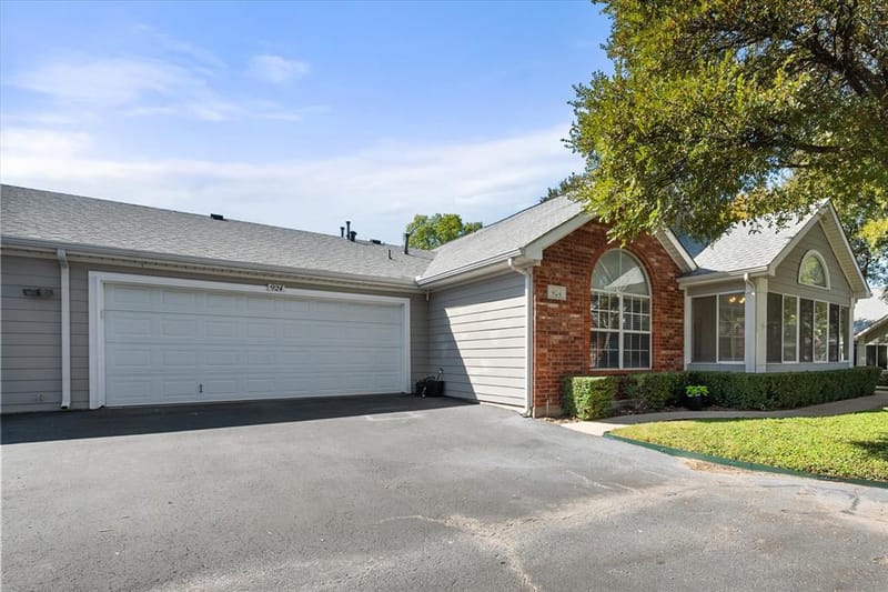 924 Bridges Drive, Arlington TX 76012 - Photo 28