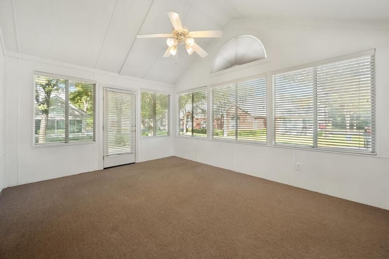 924 Bridges Drive, Arlington TX 76012 - Photo 19