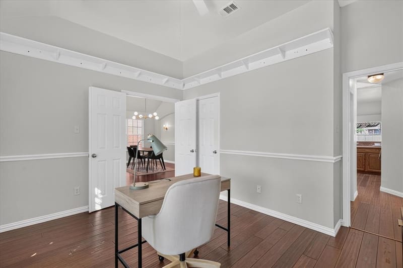 815 Hickory Street, Burleson TX 76028 - Photo 5