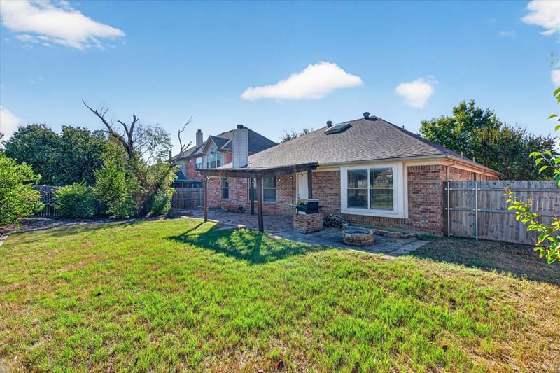 815 Hickory Street, Burleson TX 76028 - Photo 24