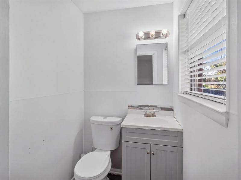 1005 Altamont Drive, Fort Worth TX 76106 - Photo 17