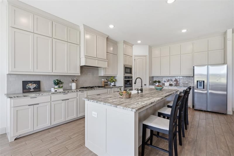 12140 Indian Creek Drive, Fort Worth TX 76179 - Photo 7