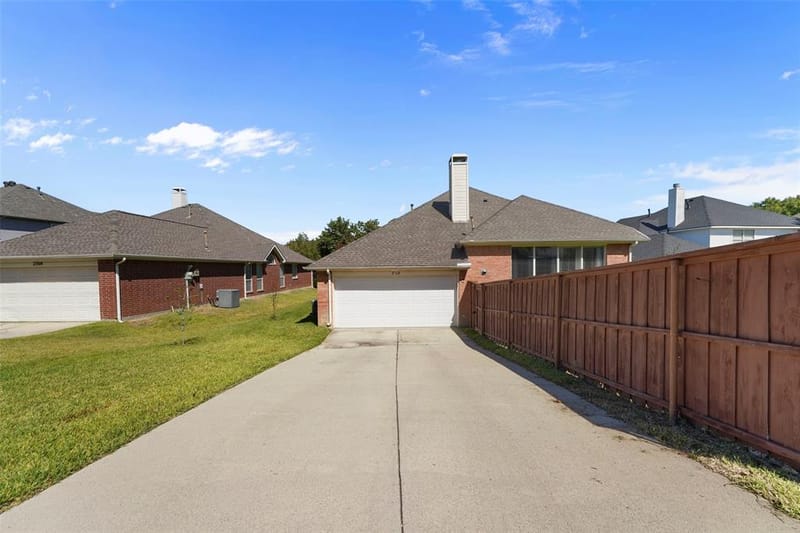 2768 Club Ridge Drive, Lewisville TX 75067 - Photo 35