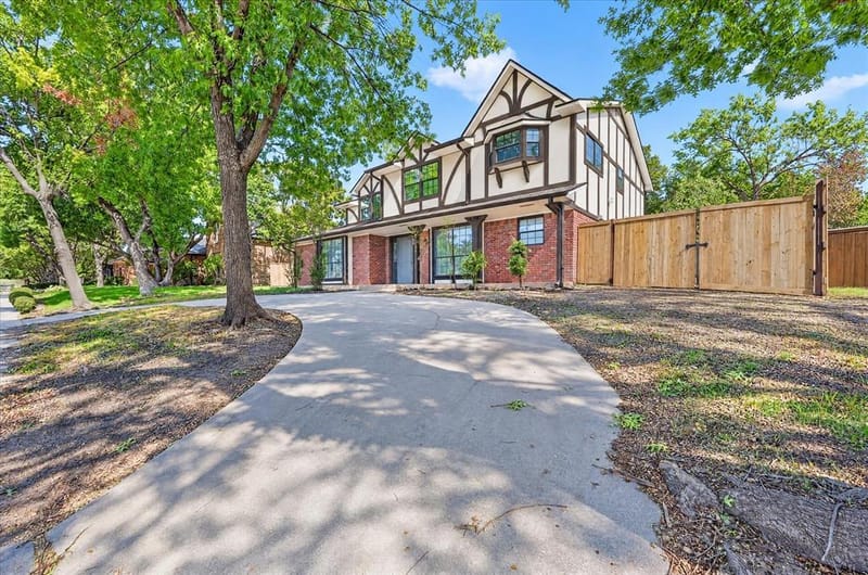 18108 Aramis Lane, Dallas TX 75252 - Photo 2