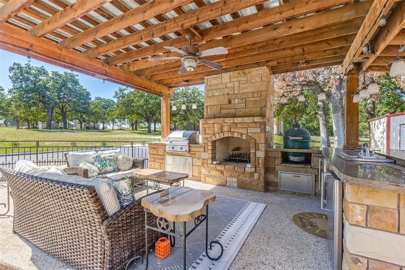 395 County Road 1646, Chico TX 76431 - Photo 32