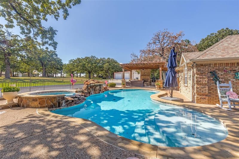 395 County Road 1646, Chico TX 76431 - Photo 34