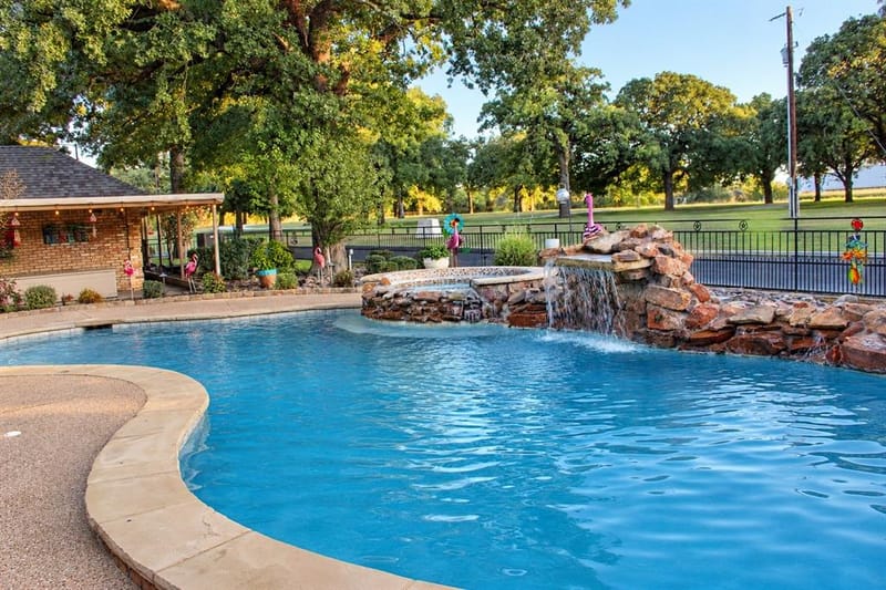 395 County Road 1646, Chico TX 76431 - Photo 10