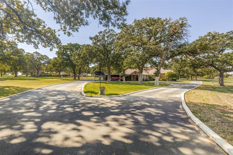 395 County Road 1646, Chico TX 76431 - Photo 14