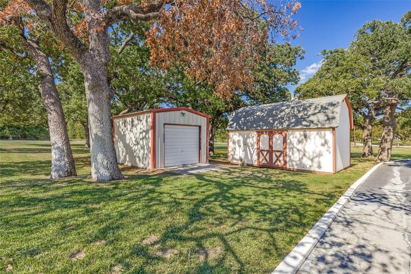 395 County Road 1646, Chico TX 76431 - Photo 37