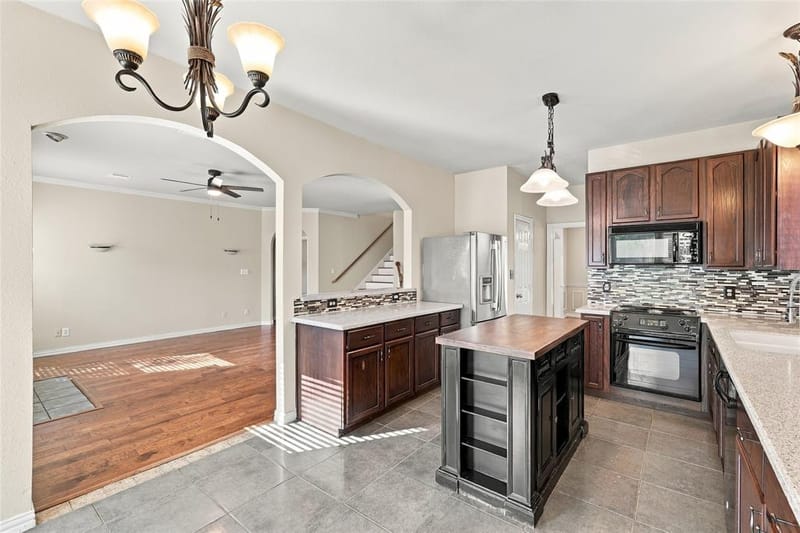 202 Devonshire Court, McKinney TX 75071 - Photo 12