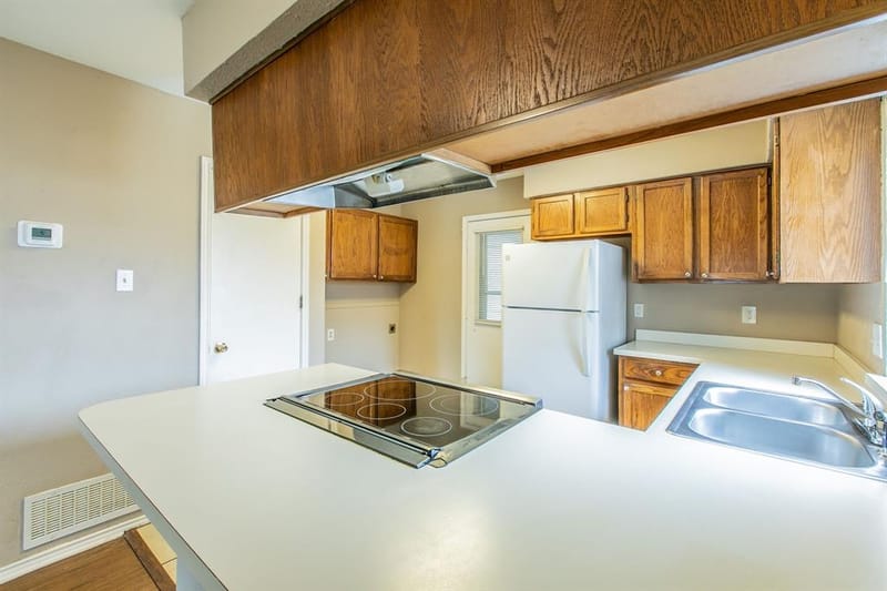 6847 Sierra Drive, North Richland Hills TX 76180 - Photo 6