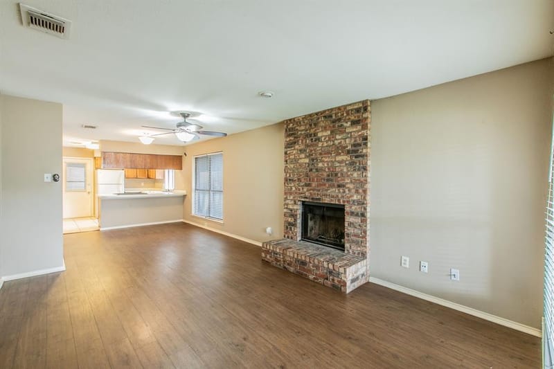 6847 Sierra Drive, North Richland Hills TX 76180 - Photo 4
