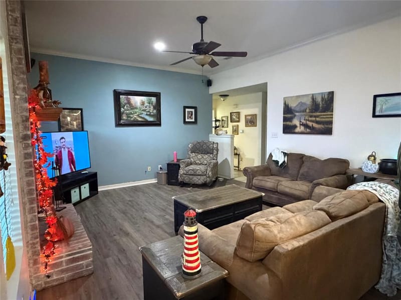 613 Sapphire Boulevard, Hewitt TX 76643 - Photo 12