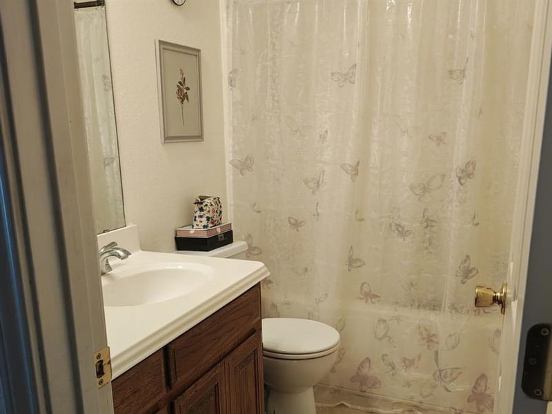 613 Sapphire Boulevard, Hewitt TX 76643 - Photo 19