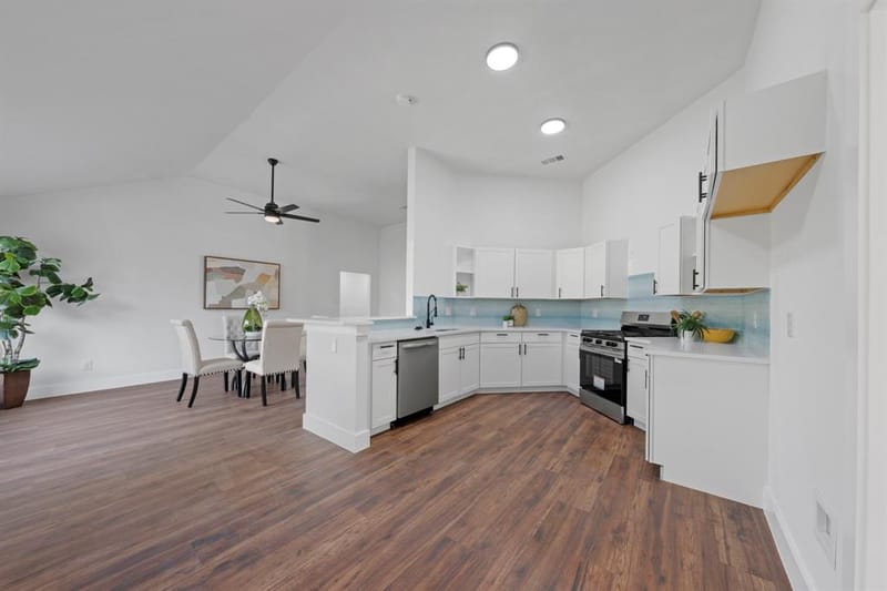 920 Worthington Drive, DeSoto TX 75115 - Photo 6