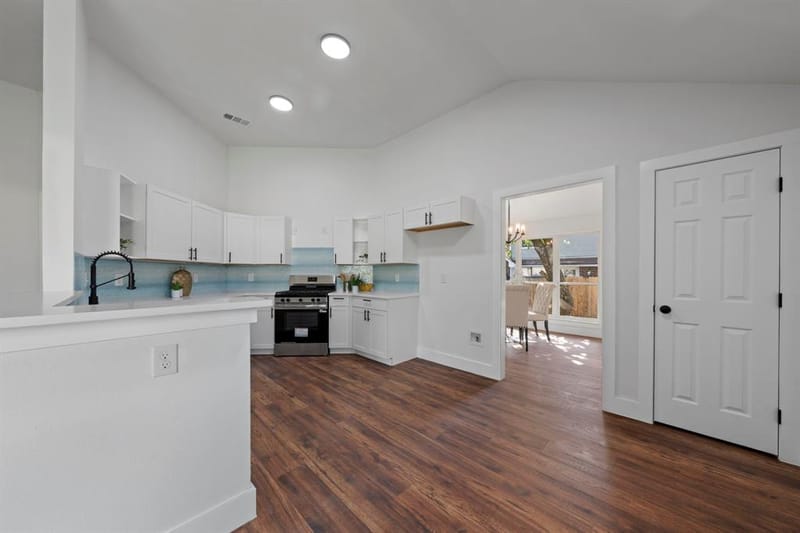 920 Worthington Drive, DeSoto TX 75115 - Photo 7