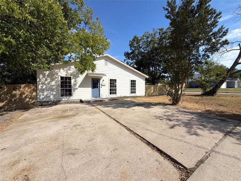 1710 Cumberland Drive, Garland TX 75040 - Photo 27