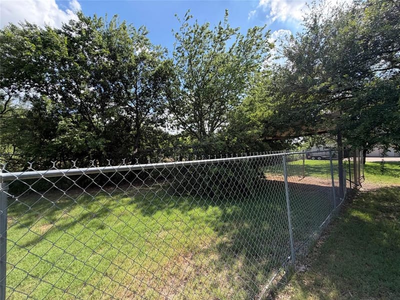 2117 Shorthorn Trail, Crowley TX 76036 - Photo 36