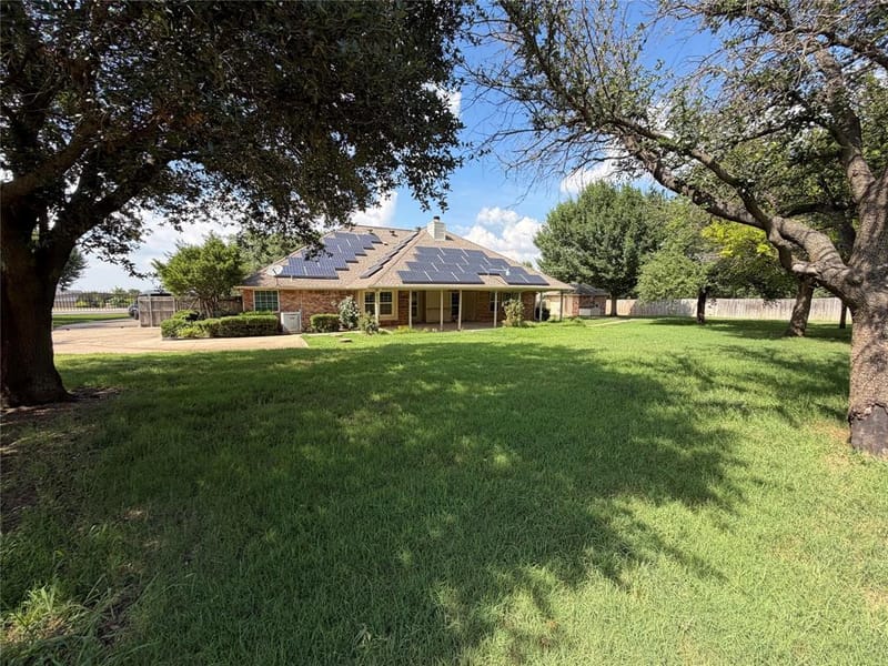 2117 Shorthorn Trail, Crowley TX 76036 - Photo 40