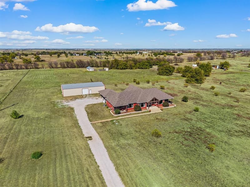 168 Hawk Ridge Road, Decatur TX 76234 - Photo 32