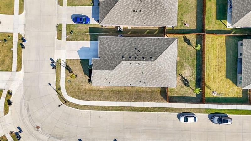 318 Sedalia Trail, Justin TX 76247 - Photo 20