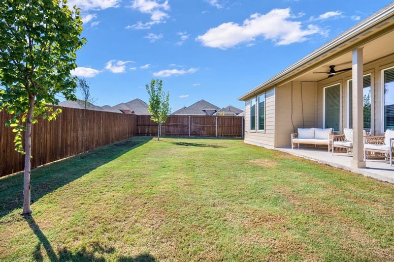 318 Sedalia Trail, Justin TX 76247 - Photo 18