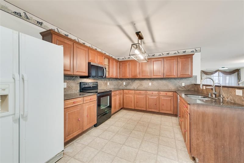 3506 Ridge Elm Drive, Dallas TX 75227 - Photo 2
