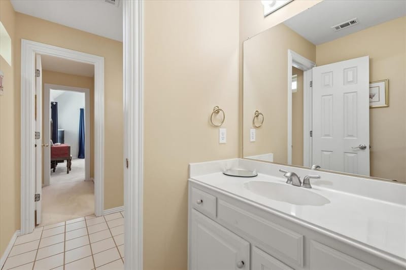 2122 Clearspring Drive N, Irving TX 75063 - Photo 27