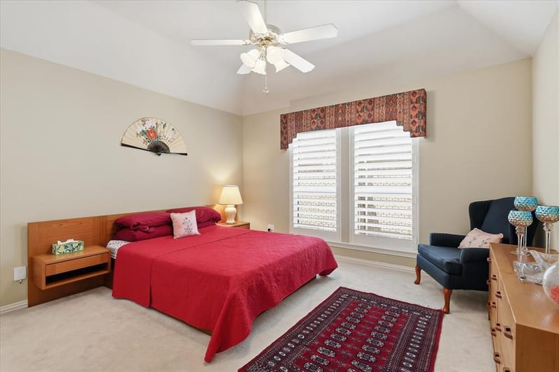 2122 Clearspring Drive N, Irving TX 75063 - Photo 31