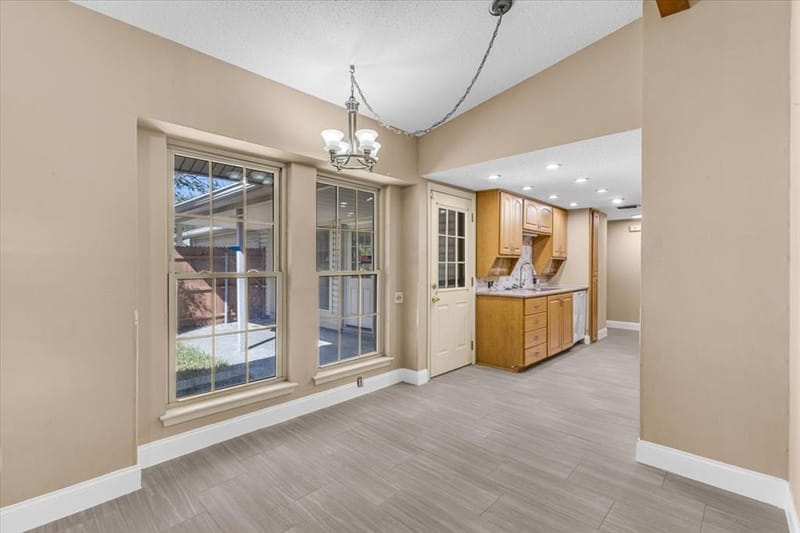 2801 Vancouver Street, Irving TX 75062 - Photo 13