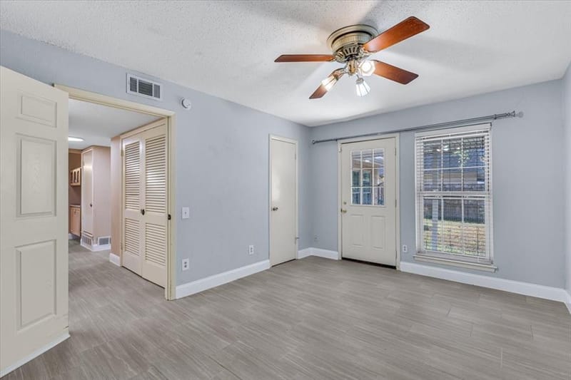 2801 Vancouver Street, Irving TX 75062 - Photo 24