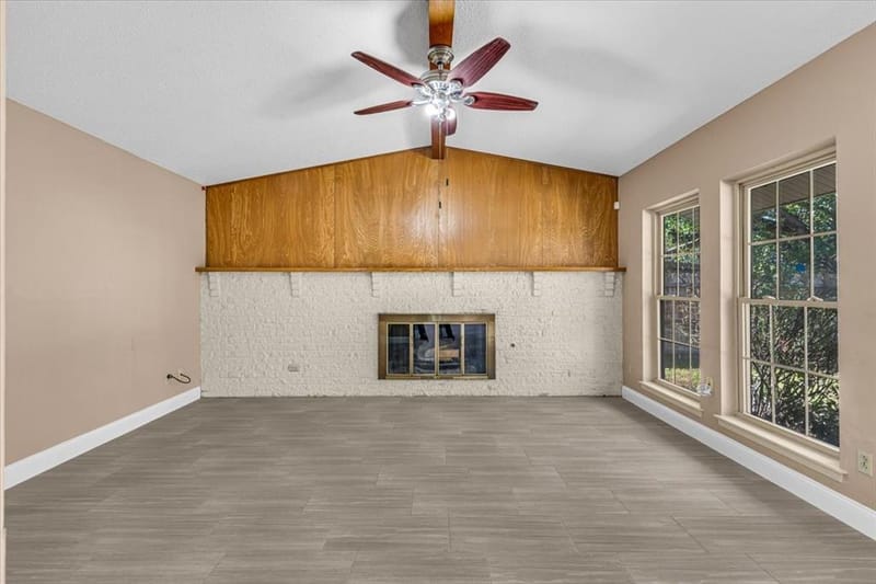 2801 Vancouver Street, Irving TX 75062 - Photo 10