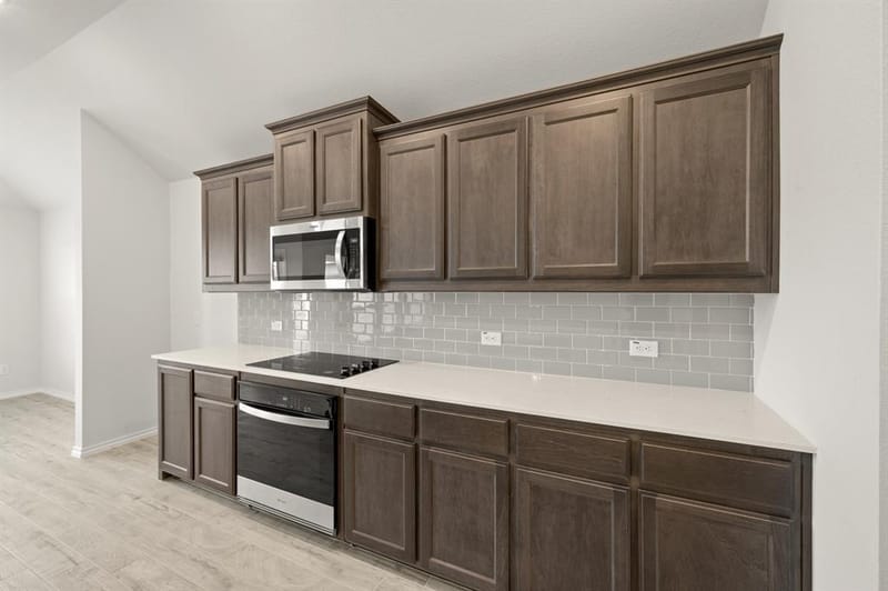 2605 River Bank Drive, Burleson TX 76028 - Photo 6