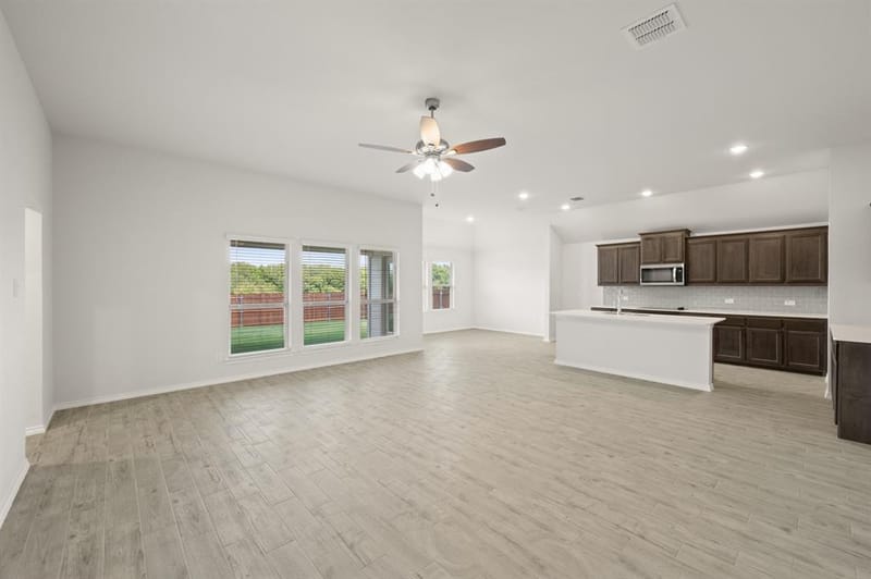 2605 River Bank Drive, Burleson TX 76028 - Photo 16
