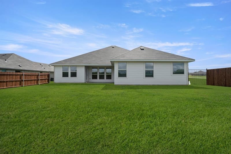 2605 River Bank Drive, Burleson TX 76028 - Photo 26