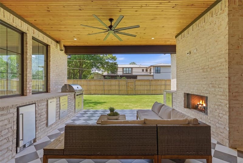 10921 Beauty Drive, Dallas TX 75229 - Photo 36